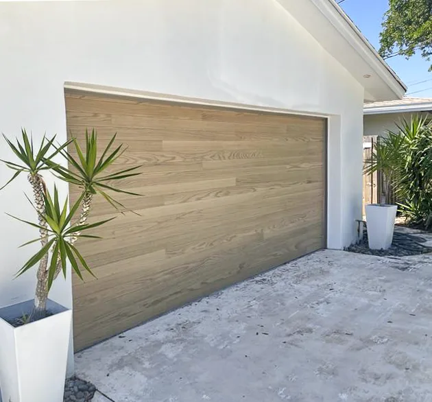 CHI 2328 Plank Style Insulated Garage Door - Contemporary