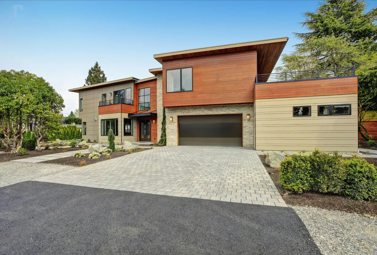 CHI 2717 Sterling Contemporary Garage Door - Premium Insulated